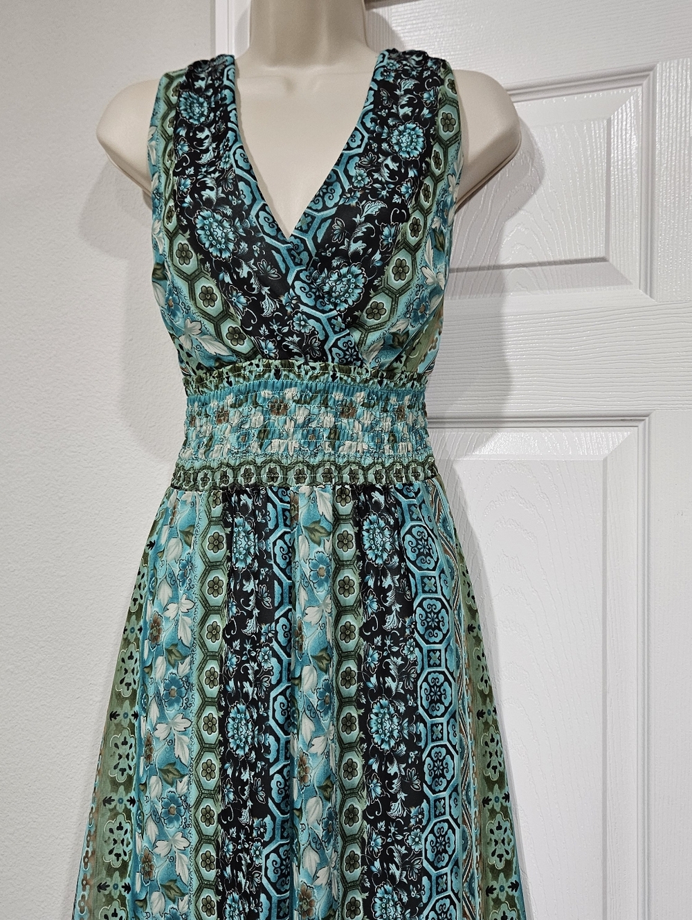 Rabbit Rabbit Rabbit Teal & Green Patterned Handkerchief Dress - Picture 5 of 6